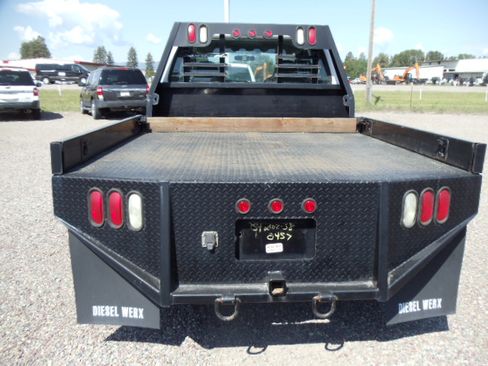 Used 2004 Ford F350 XL image 7
