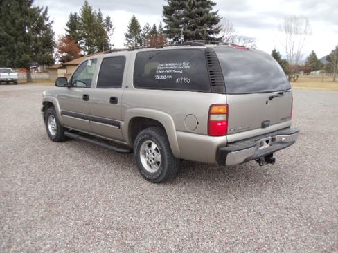 Used 2001 Chevrolet Suburban LS image 5