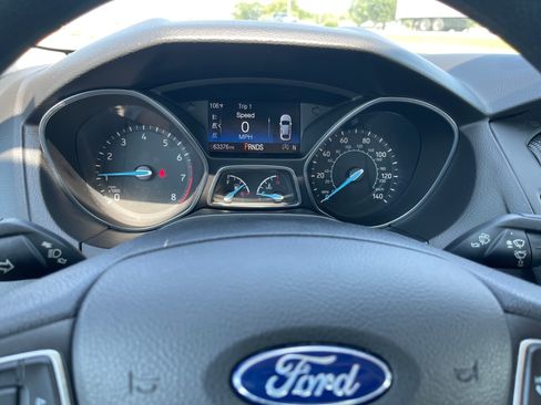 Used 2017 Ford Focus SE image 11