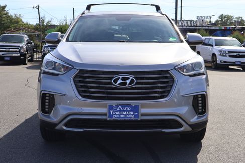 Used 2019 Hyundai Santa Fe XL SE image 3