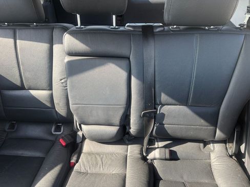 Used 2004 Mercedes-Benz ML 500 image 6