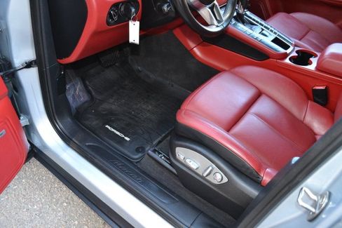 Used 2017 Porsche Macan image 17