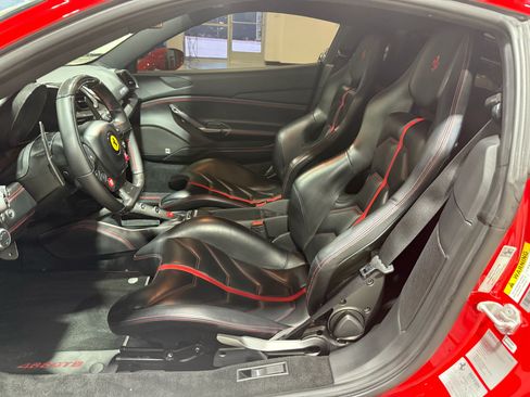 Used 2016 Ferrari 488 GTB image 13