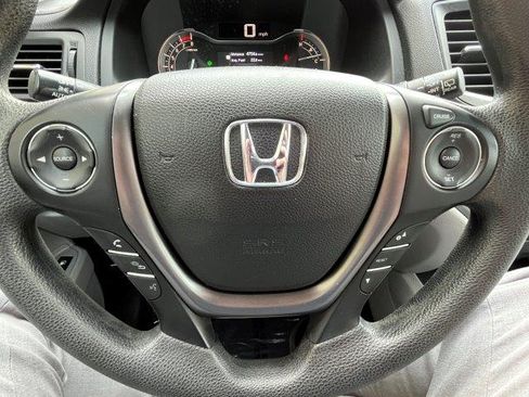 Used 2016 Honda Pilot EX image 18