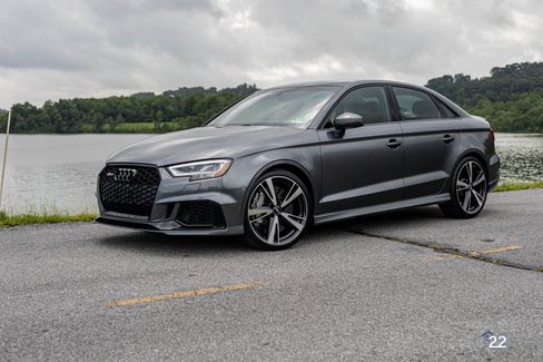 Used 2018 Audi RS 3 image 2