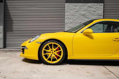 Used 2014 Porsche 911 Carrera 4S image 16