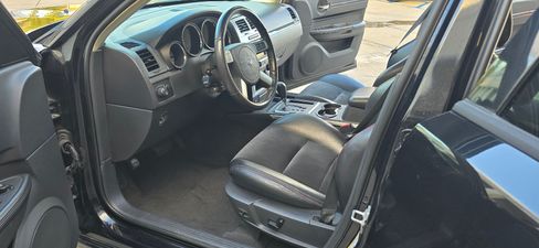 Used 2010 Dodge Charger SRT8 image 29