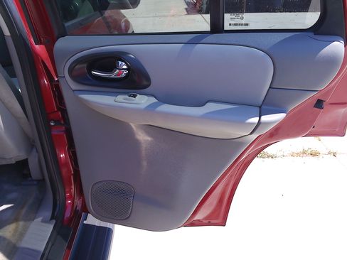 Used 2008 Chevrolet TrailBlazer LS image 12