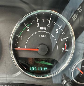 Used 2017 Jeep Wrangler Sahara image 9