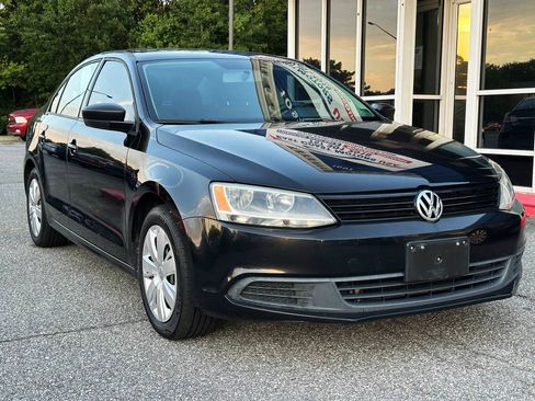 Used 2014 Volkswagen Jetta S image 1