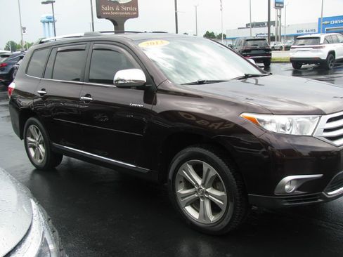 Used 2013 Toyota Highlander Limited image 3