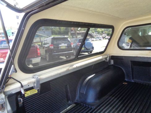 Used 2004 Toyota Tacoma TRD Off-Road image 17