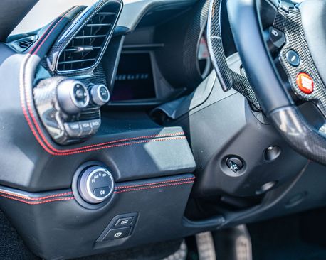 Used 2018 Ferrari 488 GTB image 53
