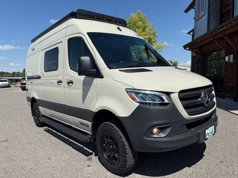 Used 2019 Mercedes-Benz Sprinter 2500 image 2