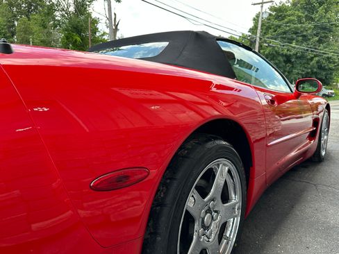 Used 1998 Chevrolet Corvette image 6