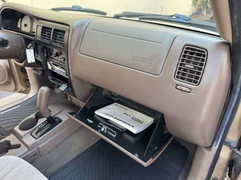 Used 2003 Toyota Tacoma TRD Off-Road image 33
