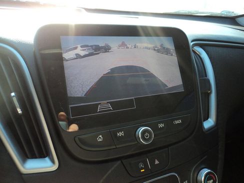 Used 2022 Chevrolet Malibu RS image 10