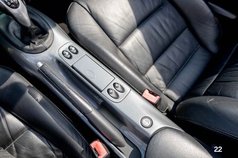 Used 2004 Porsche Boxster image 39