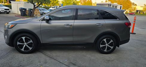 Used 2016 Kia Sorento EX-L image 50