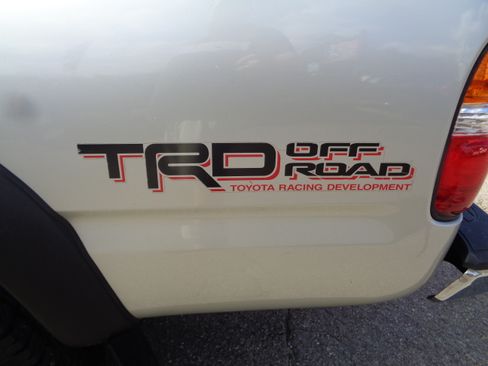 Used 2004 Toyota Tacoma TRD Off-Road image 22
