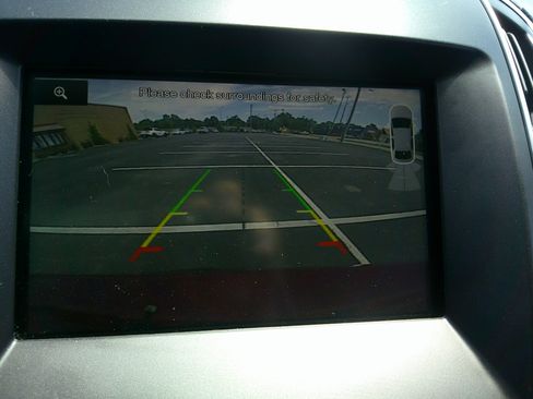 Used 2015 Ford Edge Titanium image 22