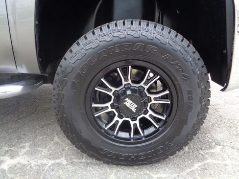 Used 2007 Chevrolet Silverado 2500 LTZ image 25