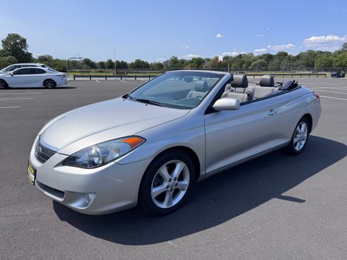 Used 2006 Toyota Solara SLE image 30