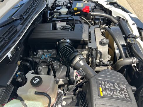 Used 2011 Chevrolet Colorado W/T image 13