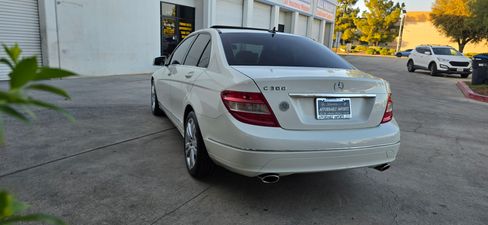 Used 2011 Mercedes-Benz C 300 Sport image 12