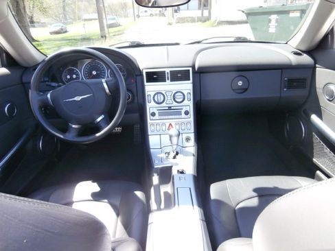 Used 2005 Chrysler Crossfire Limited image 22
