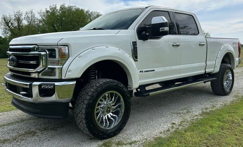 Used 2021 Ford F250 Lariat image 7