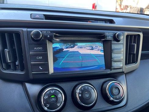 Used 2017 Toyota RAV4 LE image 21