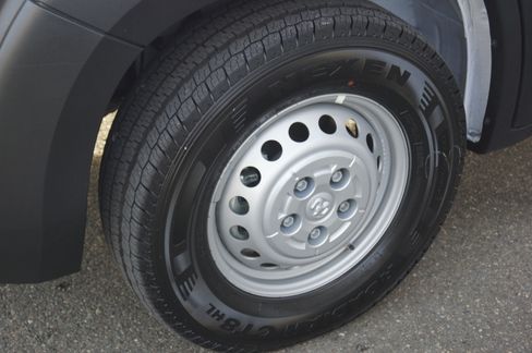 Used 2024 RAM ProMaster 2500 image 20
