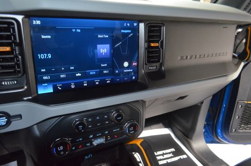 Used 2021 Ford Bronco Badlands image 27