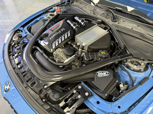 Used 2018 BMW M4 Competition image 36