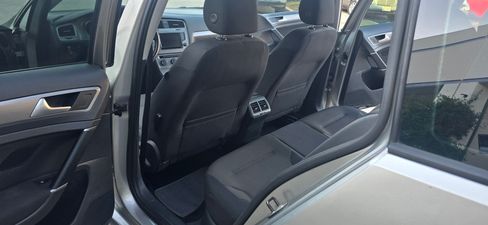 Used 2016 Volkswagen Golf Sport image 24