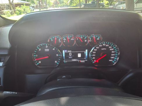 Used 2017 GMC Yukon SLT image 19