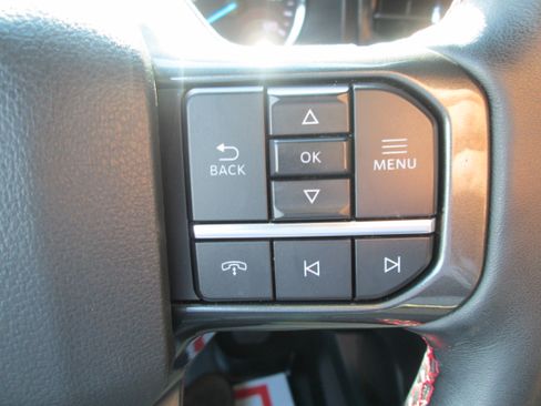 Used 2022 Ford Expedition Max Limited image 25