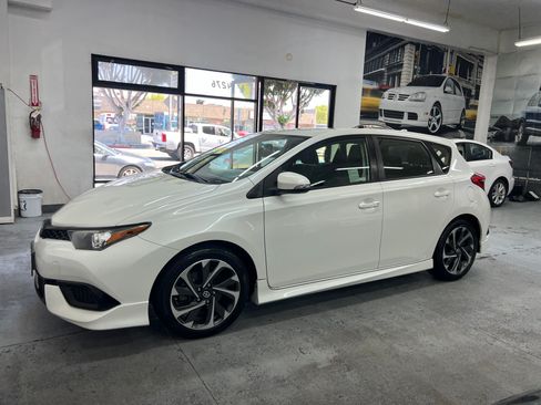Used 2016 Scion iM image 7