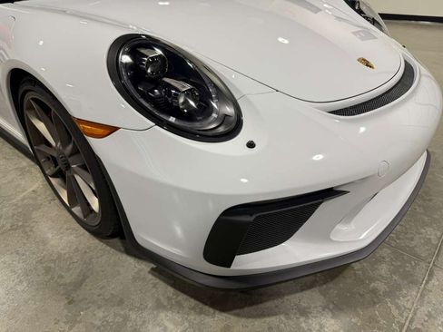 Used 2018 Porsche 911 GT3 image 40