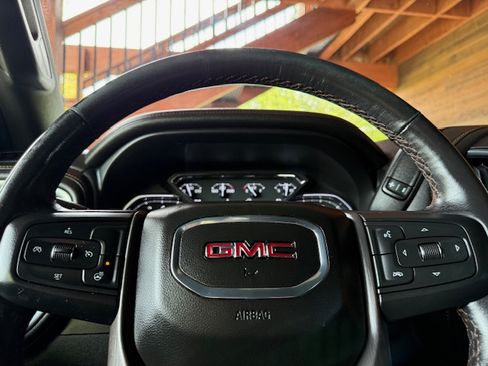 Used 2021 GMC Sierra 2500 AT4 image 15
