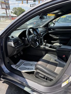 Used 2018 Honda Accord Sport image 9