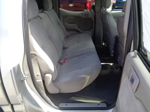 Used 2004 Toyota Tacoma TRD Off-Road image 36
