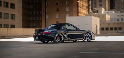 Used 2004 Porsche 911 Turbo image 6