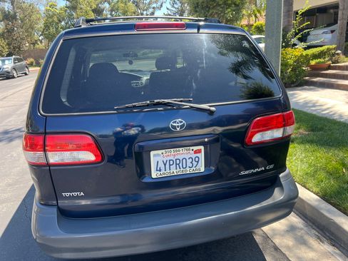Used 2003 Toyota Sienna CE image 6
