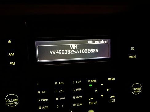 Used 2010 Volvo XC70 3.2 image 68