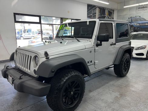 Used 2007 Jeep Wrangler X image 9