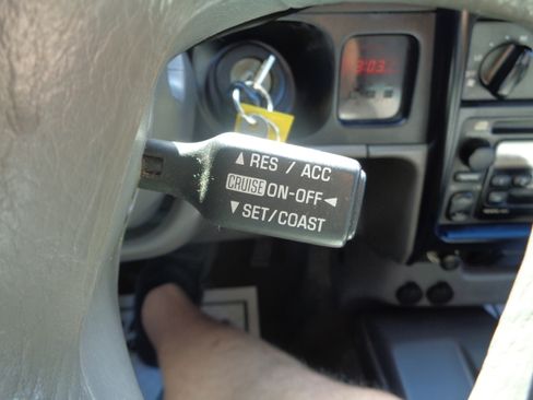 Used 2004 Toyota Tacoma TRD Off-Road image 52