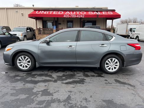 Used 2016 Nissan Altima 2.5 S image 1