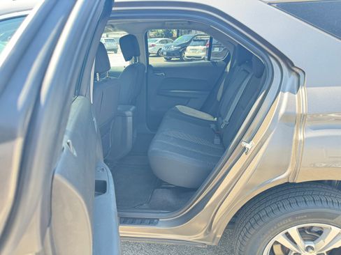 Used 2012 Chevrolet Equinox LT image 18